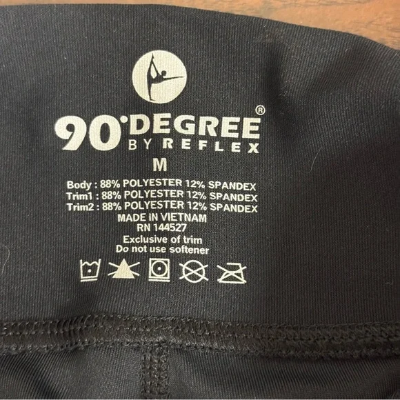 90 degrees by Reflex "Prove Them Wrong" Black Stripped Cropped Leggings Medium - Picture 7 of 7